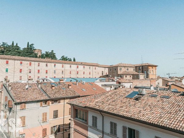 appartamento in vendita a Cesena in zona Centro Storico