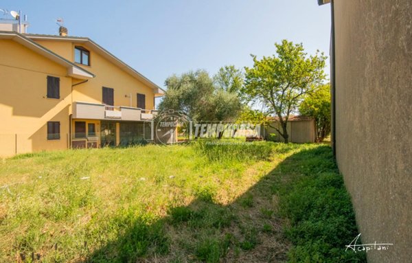 casa indipendente in vendita a Cesena