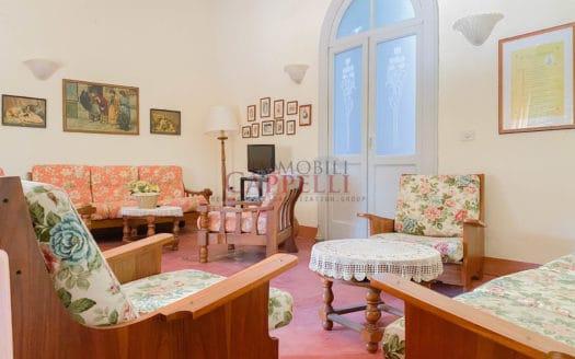 casa indipendente in vendita a Cesena in zona Centro Storico