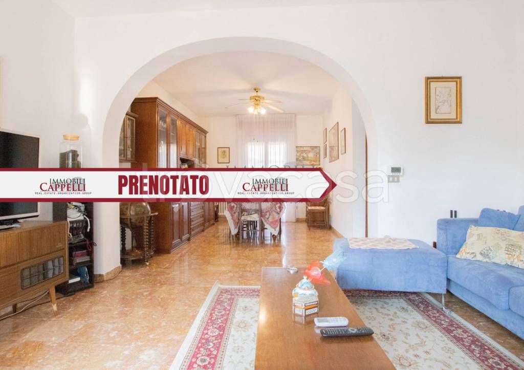 casa indipendente in vendita a Cesena in zona Barriera
