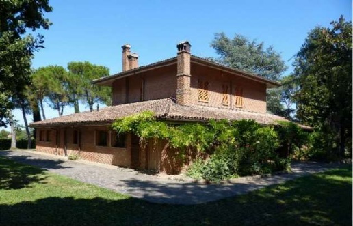 casa indipendente in vendita a Cesena in zona San Vittore