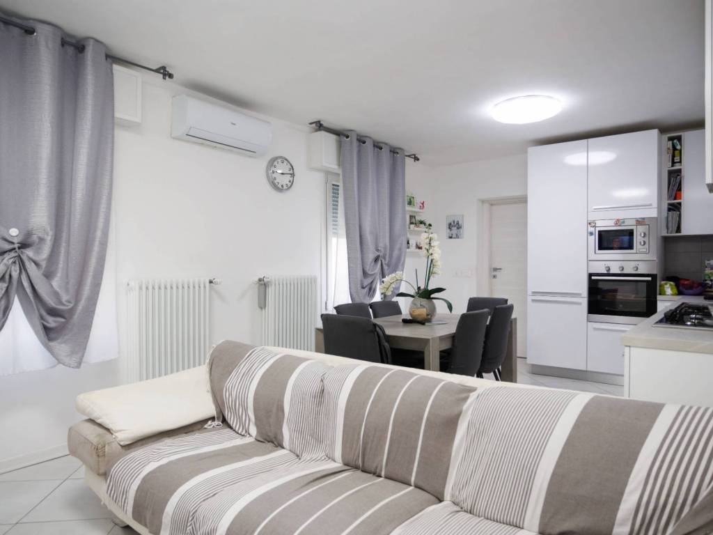 casa indipendente in vendita a Cesena in zona Sant'Egidio