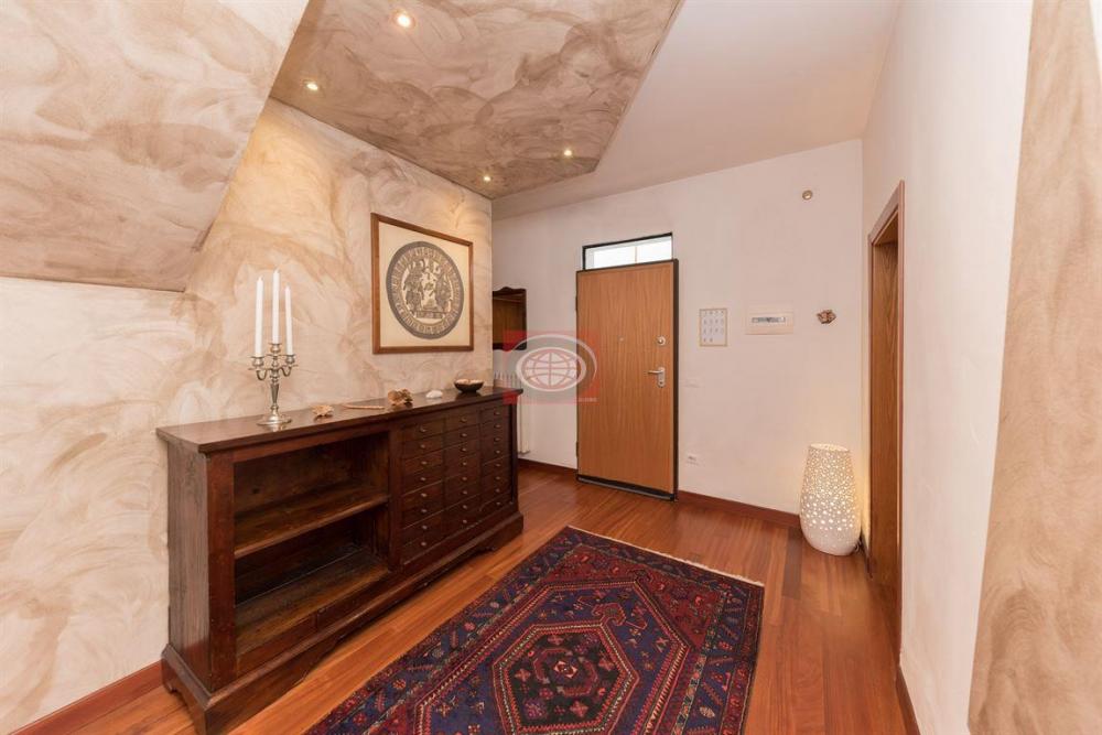 casa indipendente in vendita a Cesena in zona Fiorenzuola