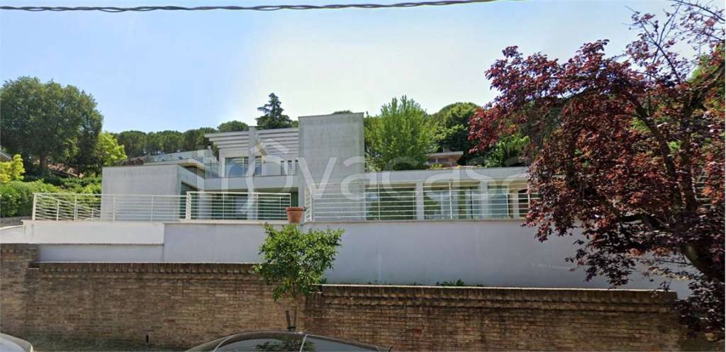 casa indipendente in vendita a Cesena