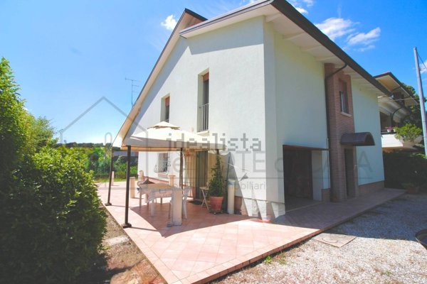 appartamento in vendita a Cesena in zona Fiorenzuola