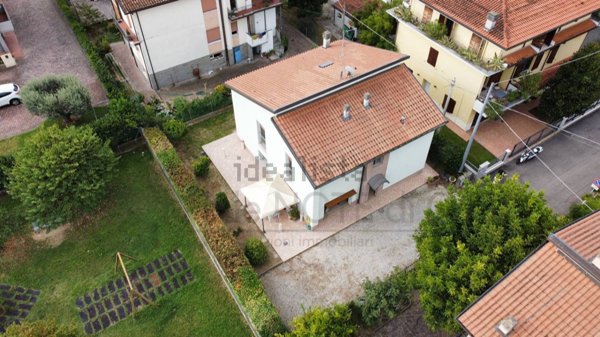 appartamento in vendita a Cesena in zona Fiorenzuola