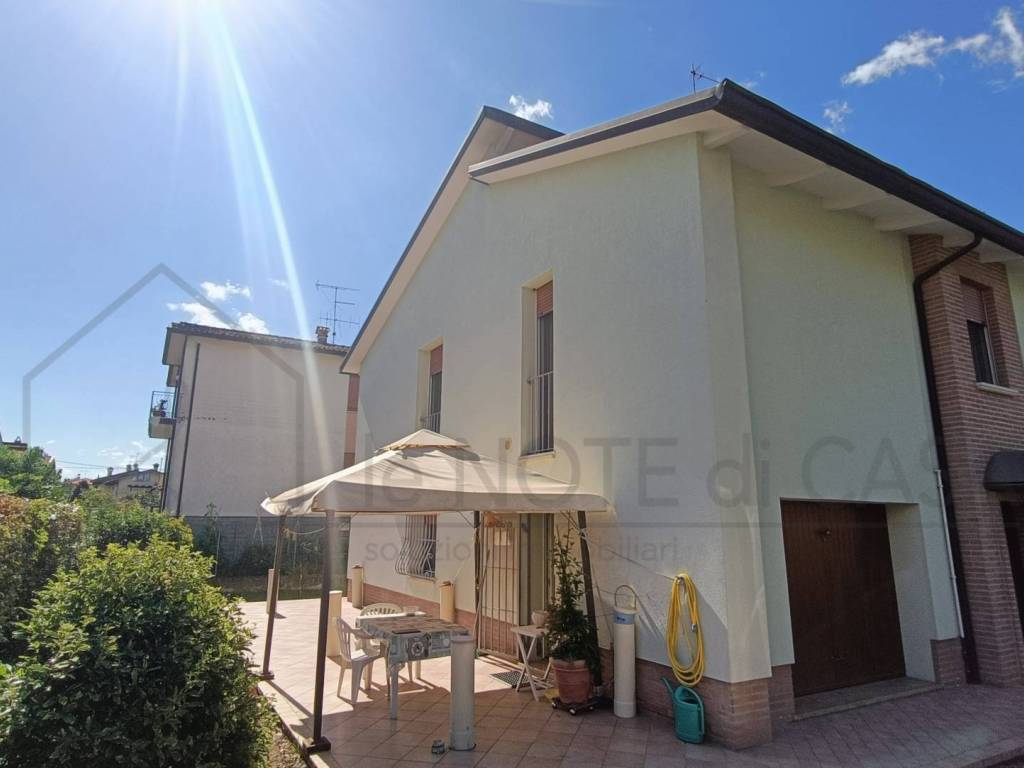 appartamento in vendita a Cesena in zona Fiorenzuola