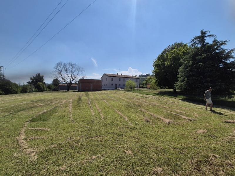 casa indipendente in vendita a Cesena in zona Settecrociari