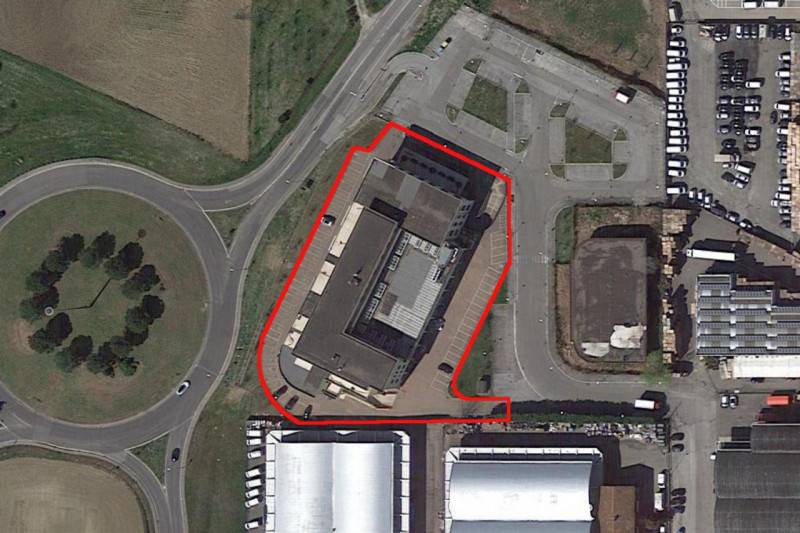 negozio in vendita a Cesena