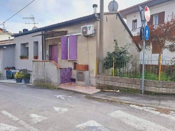 appartamento in vendita a Cesena in zona Oltresavio