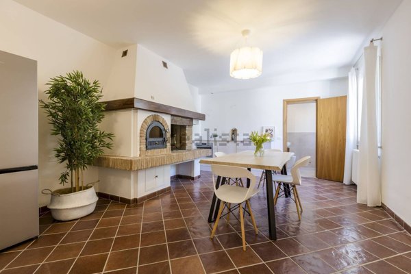 casa indipendente in vendita a Cesena in zona Roversano