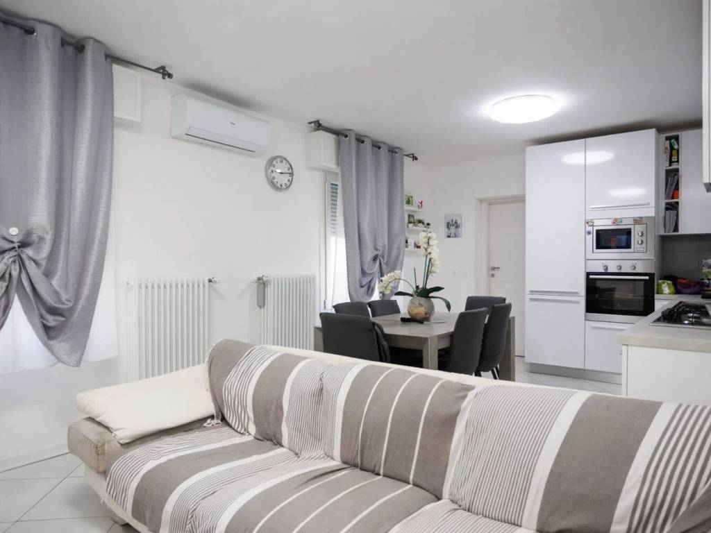 casa semindipendente in vendita a Cesena in zona Sant'Egidio