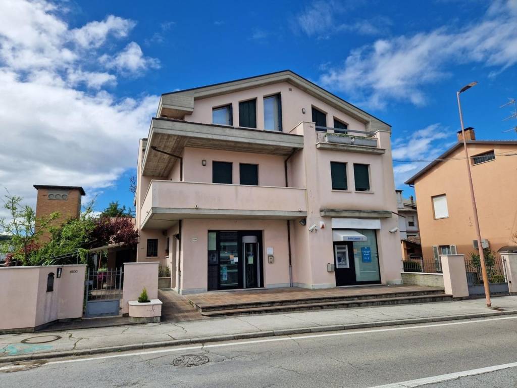 ufficio in vendita a Cesena in zona San Vittore