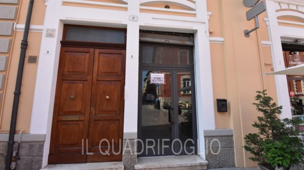 negozio in vendita a Cesena in zona Centro Storico