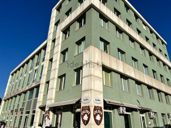 ufficio in vendita a Cesena