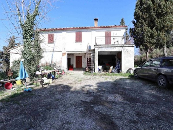 casa indipendente in vendita a Cesena in zona Calisese