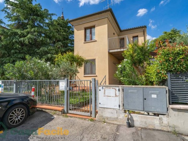 casa indipendente in vendita a Cesena in zona Macerone