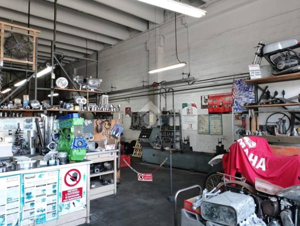 locale commerciale in vendita a Cesena in zona Sant'Egidio