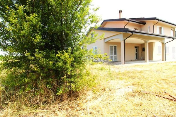 casa indipendente in vendita a Cesena in zona San Giorgio