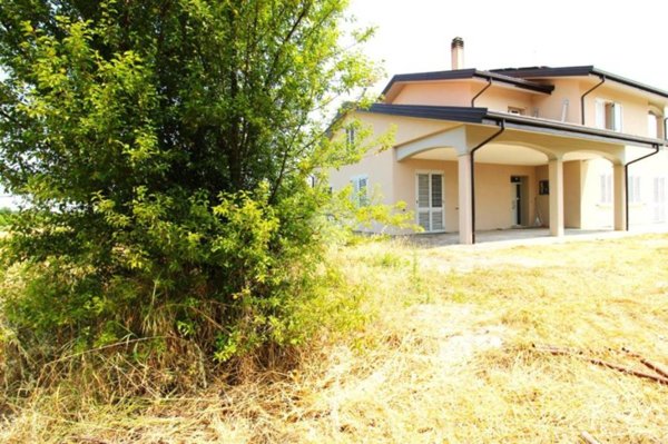 casa indipendente in vendita a Cesena in zona Marcorano