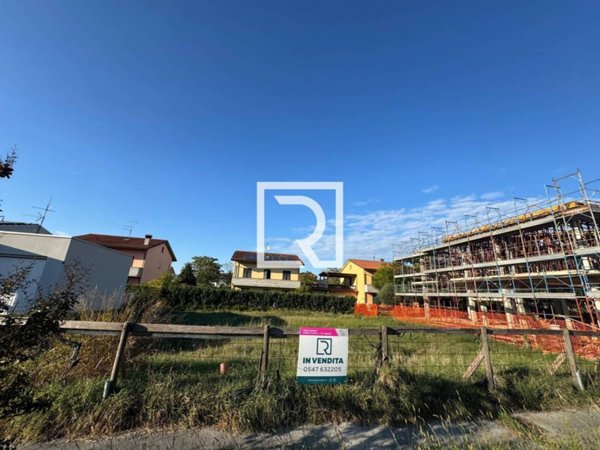 terreno edificabile in vendita a Cesena in zona Bagnile