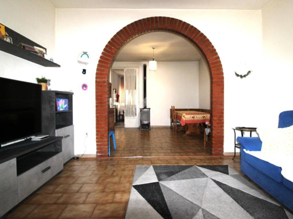 casa indipendente in vendita a Cesena in zona Calabrina