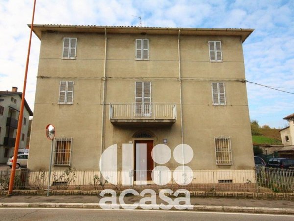 casa indipendente in vendita a Cesena in zona Oltresavio