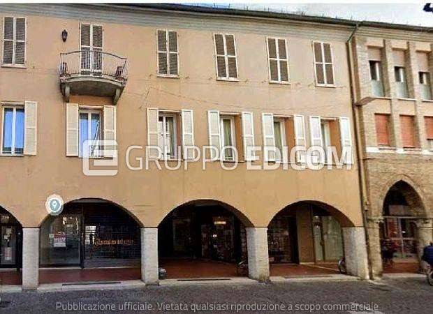 appartamento in vendita a Cesena in zona Centro Storico