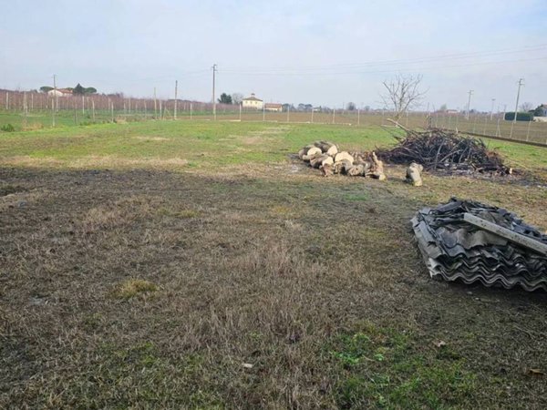 casa indipendente in vendita a Cesena in zona Pievesestina