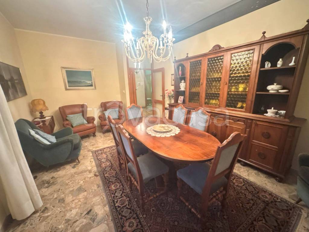 appartamento in vendita a Cesena in zona Centro Storico