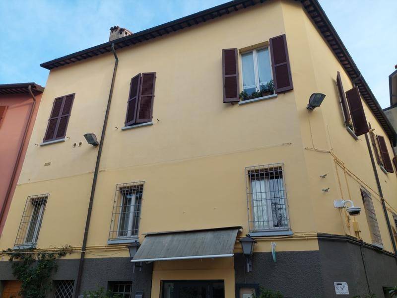 appartamento in vendita a Cesena in zona Centro Storico