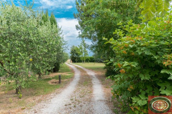 casale in vendita a Cesena