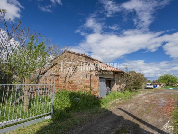 casa indipendente in vendita a Cesena in zona San Giorgio