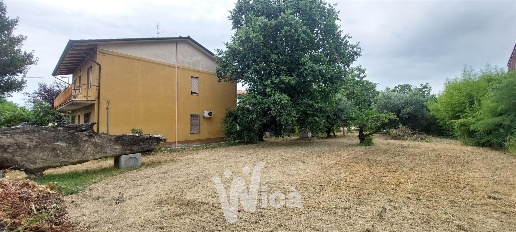 casa indipendente in vendita a Cesena in zona Diegaro/Capocolle