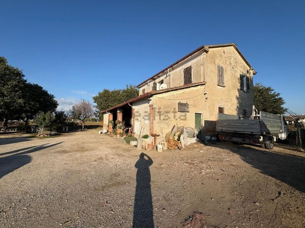 casa indipendente in vendita a Cesena