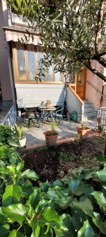 casa indipendente in vendita a Cesena in zona Villa Chiaviche