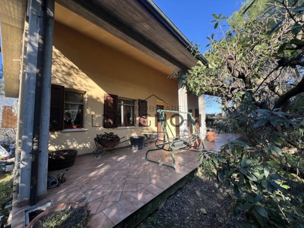 casa indipendente in vendita a Cesena