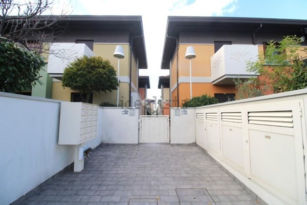 appartamento in vendita a Cesena in zona Marcorano