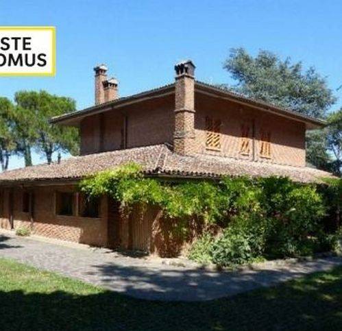 casa indipendente in vendita a Cesena in zona San Vittore