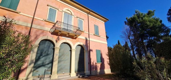 casa indipendente in vendita a Cesena