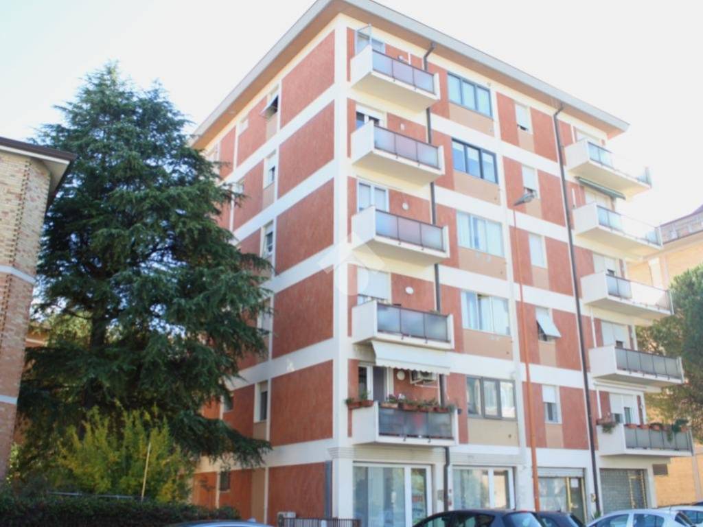 appartamento in vendita a Cesena in zona Centro Storico
