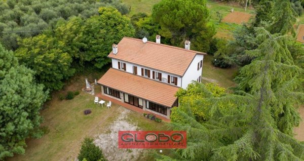 casa indipendente in vendita a Cesena in zona Cesuola