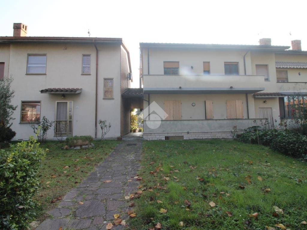 appartamento in vendita a Cesena in zona Oltresavio