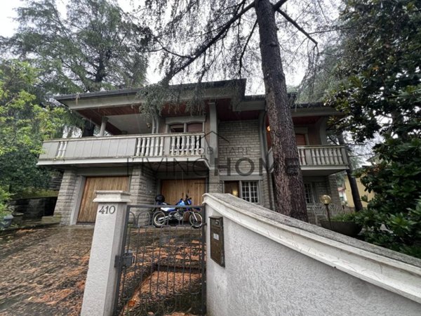 casa indipendente in vendita a Cesena in zona Cesuola