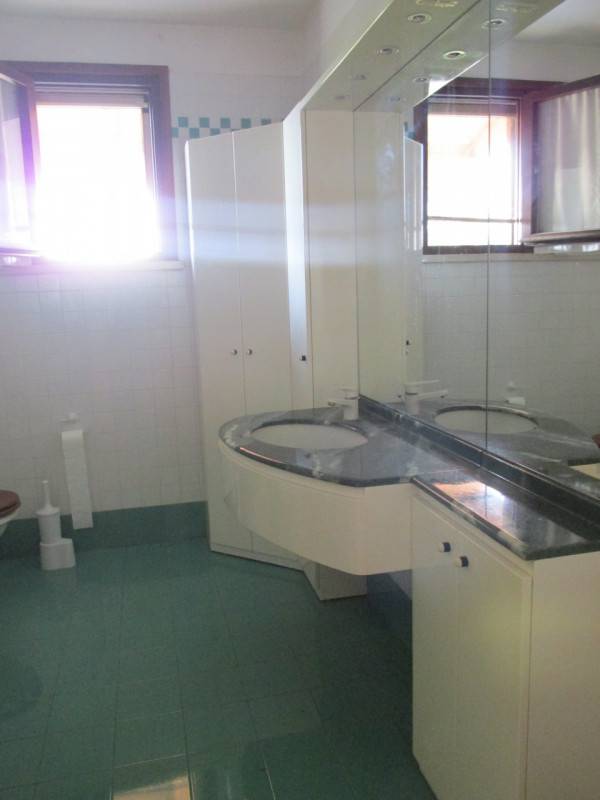 casa indipendente in vendita a Cesena in zona Vigne