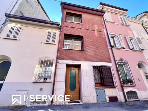 appartamento in vendita a Cesena in zona Centro Storico