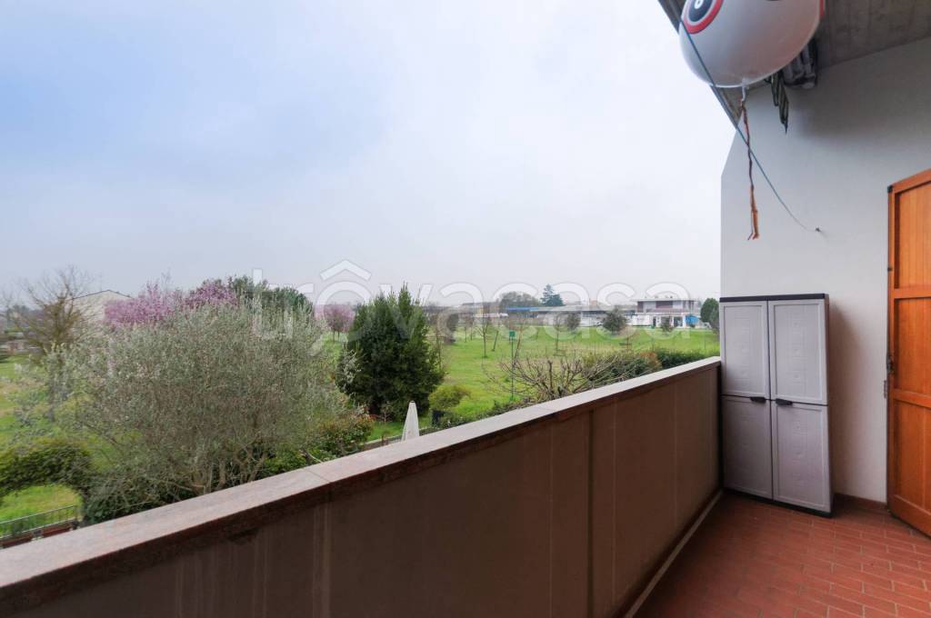 casa indipendente in vendita a Cesena in zona Fiorenzuola