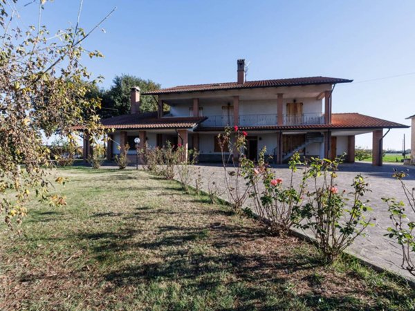casa indipendente in vendita a Cesena in zona San Cristoforo
