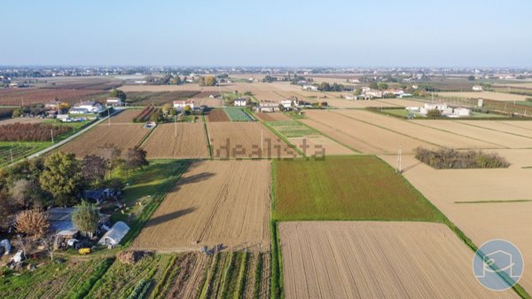 terreno edificabile in vendita a Cesena in zona Ruffio