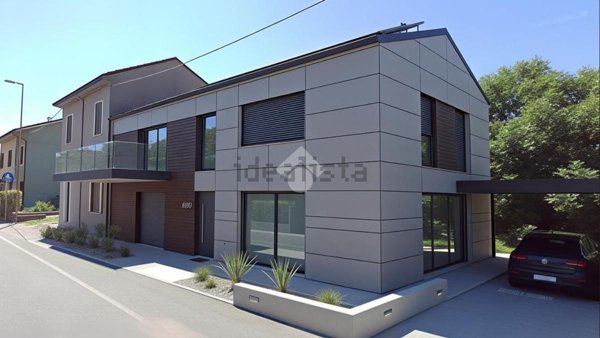 casa indipendente in vendita a Cesena in zona Roversano